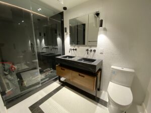 33 Frost bathroom (1)